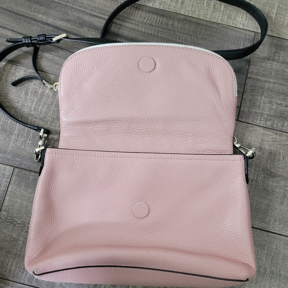 Kate Spade Polly Large Convertible Crossbody  Pink Cream Black Pebbled Leather - Picture 10 of 13
